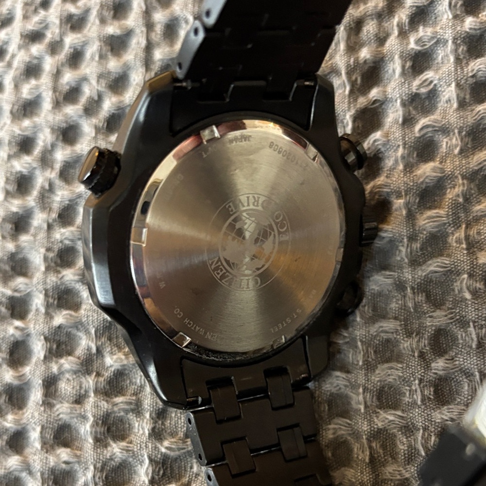 Citizen Eco-Drive Black with Silver Men's Watch - Picture 5 of 5